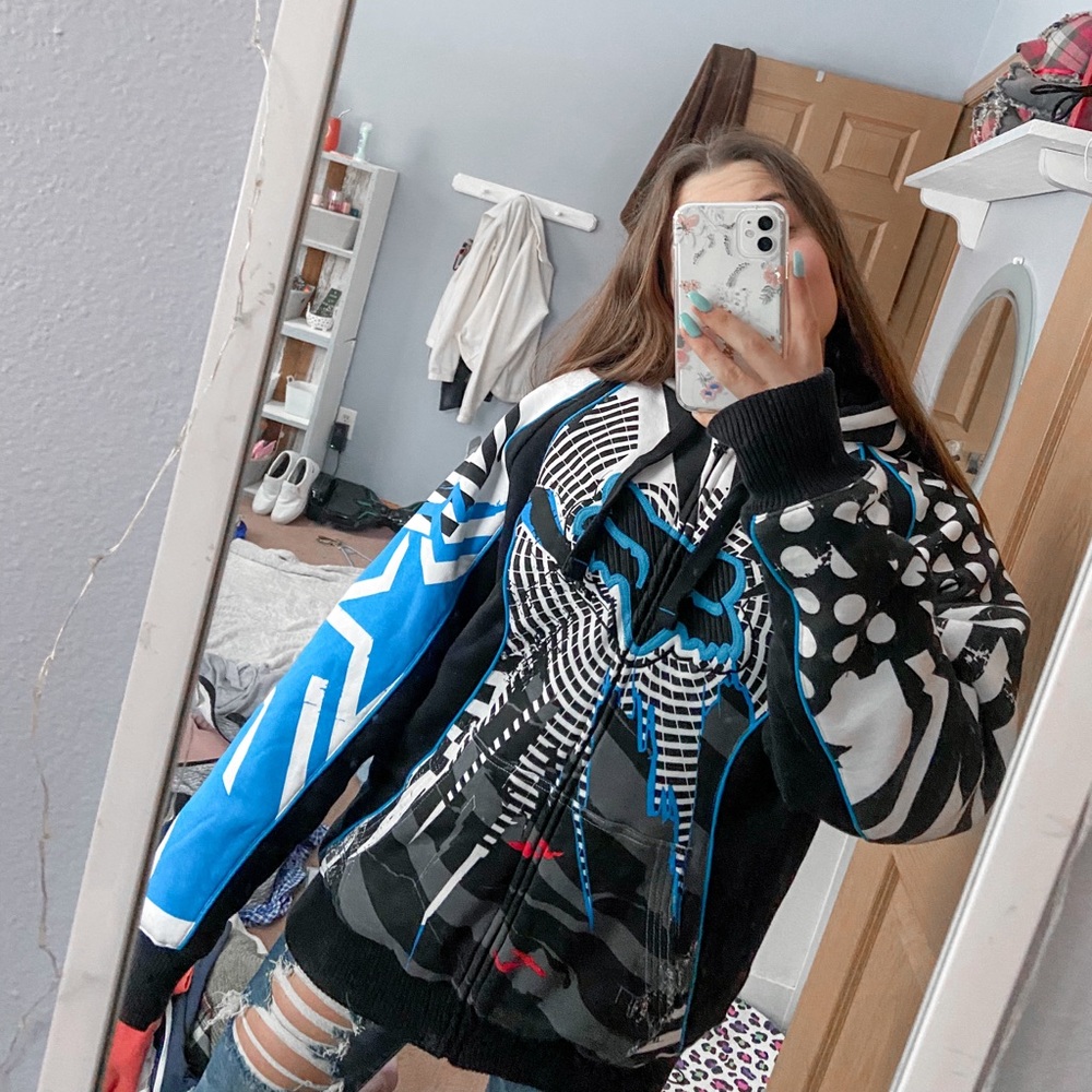fox sasquatch zip up